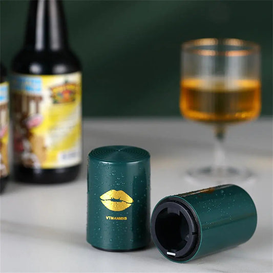 Automatic magnetic bottle-opener